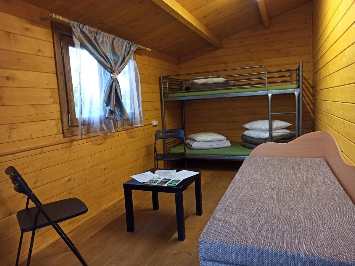 Birzai Camping Hotell Exteriör bild